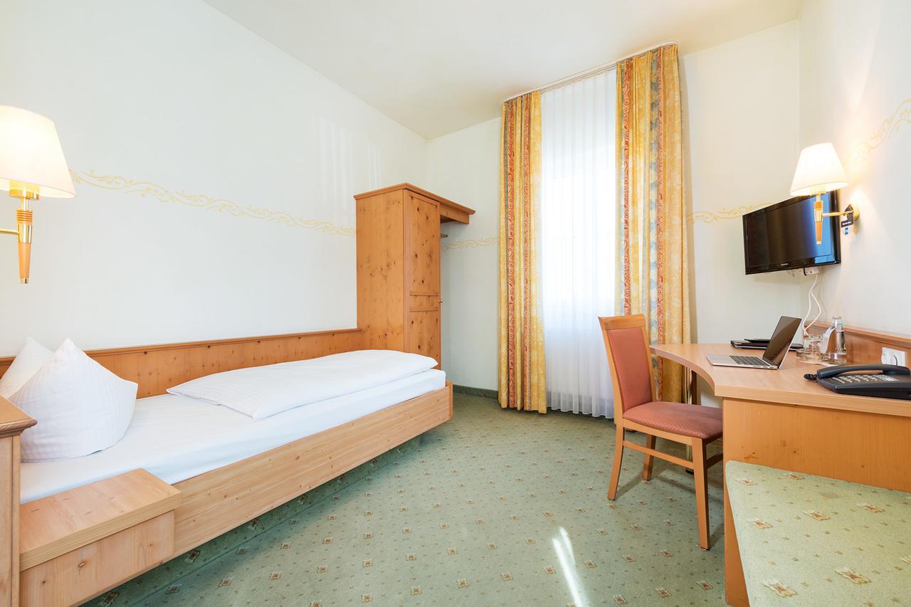 Hotel Landgasthof Hofmeier Hetzenhausen Екстериор снимка